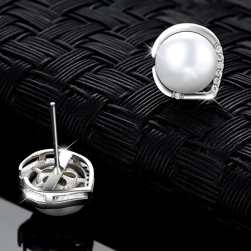 Pearl earrings