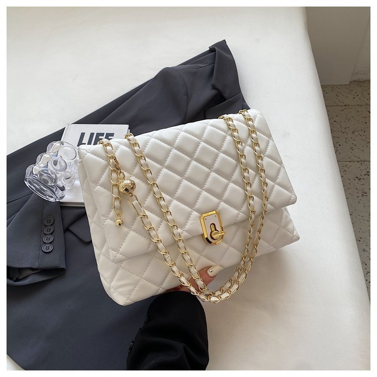 Embroidery Thread Shoulder Bag
