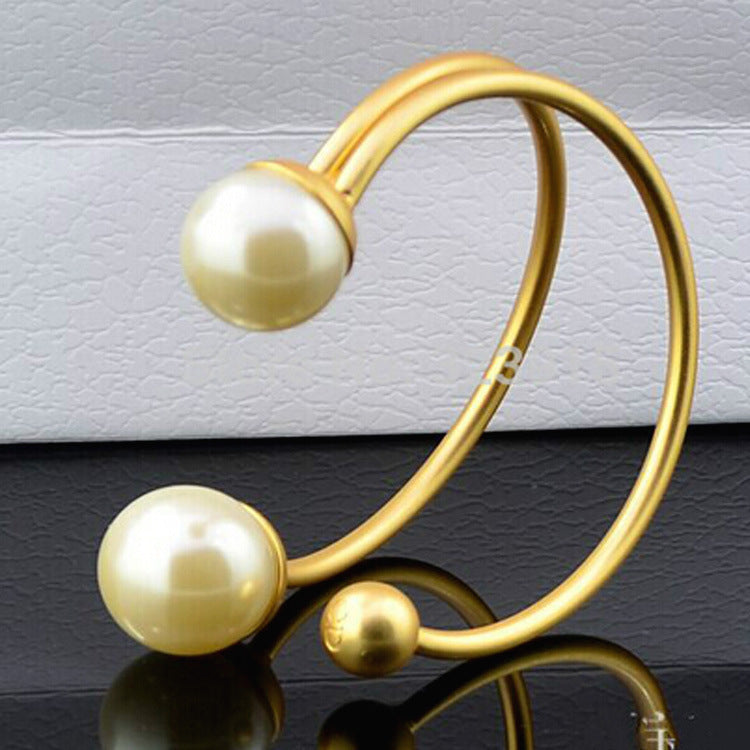 Catwalk Pearl Bracelet Big Pearl Bracelet