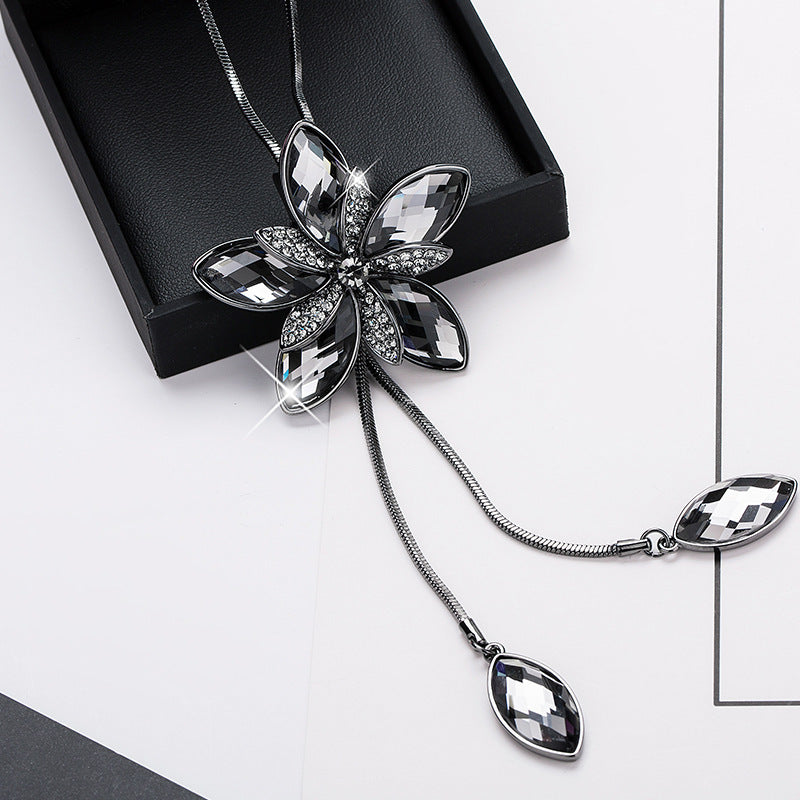 Alloy Inlaid Crystal Flower Sweater Chain Long