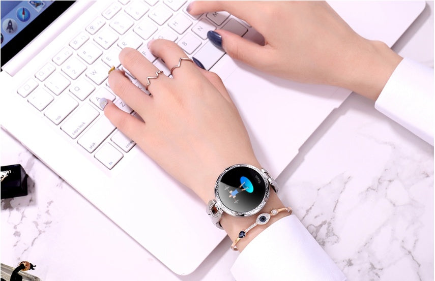 Wearable Device Heart Rate Monitor Sports Smartwatch for Women