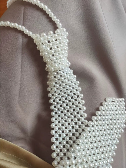 Beaded Flat Cutout Vintage Pearl Tie