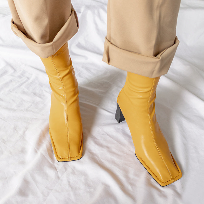 All-match Martin boots