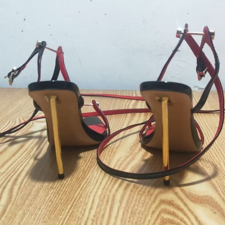 Pointed-toe Metal Heel