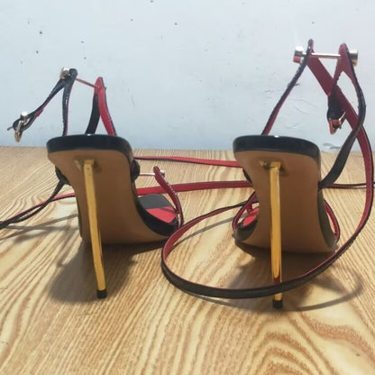 Pointed-toe Metal Heel