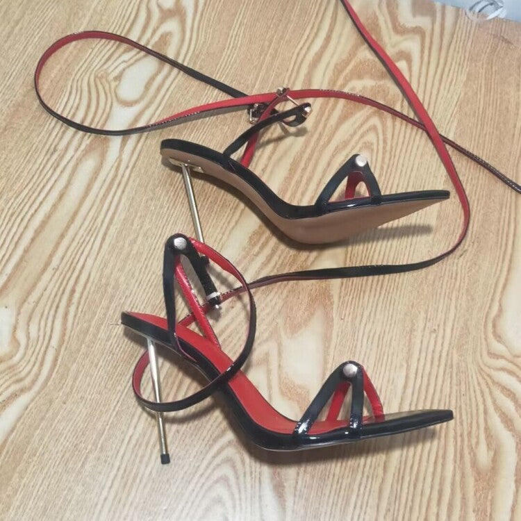 Pointed-toe Metal Heel