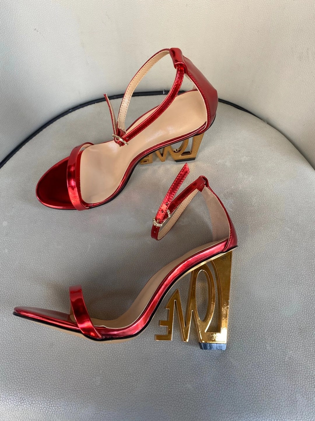 European And American Fashion Sandals With High Heels