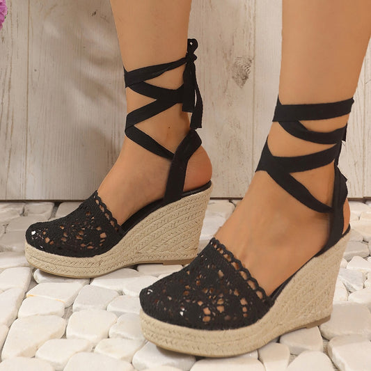 Women's Straw Woven Wedge