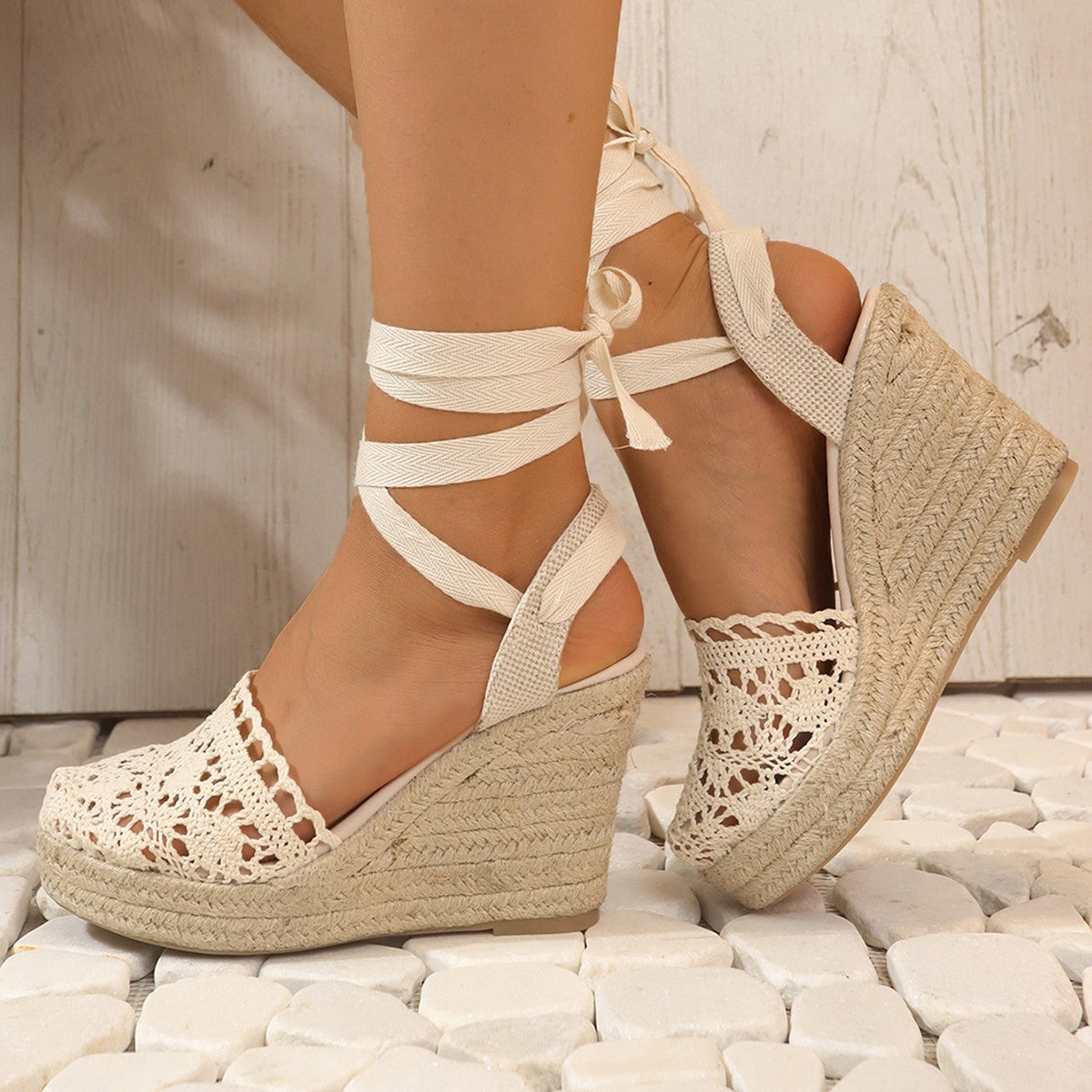 Women's Straw Woven Wedge