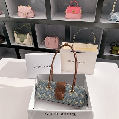 Niche Horse-drawn Bag